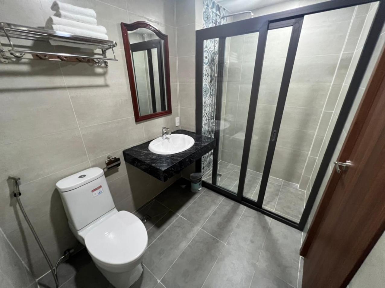 Hanh Trang Hotel Cidade de Ho Chi Minh Exterior foto